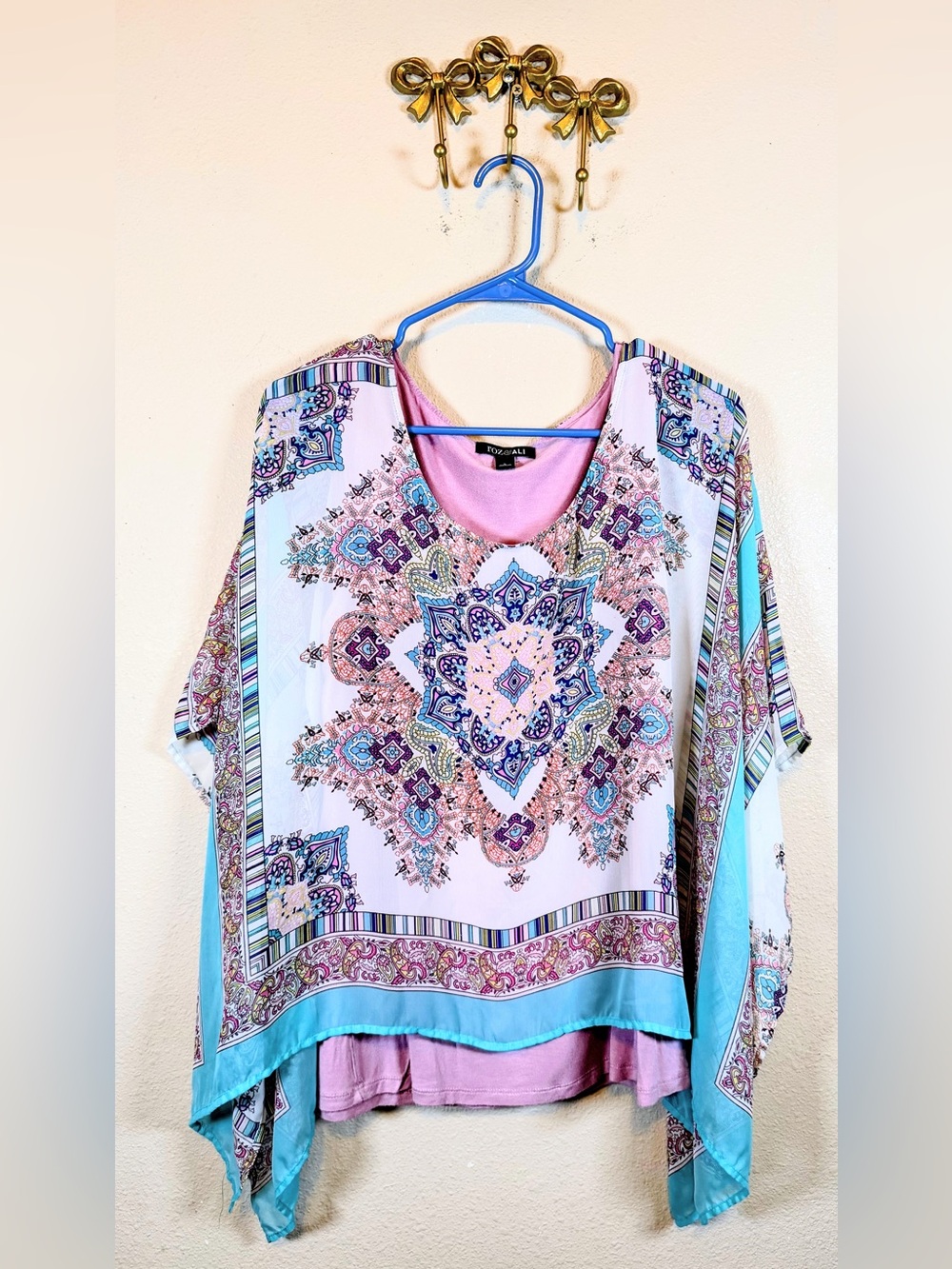 Roz & Ali Pink and Aqua Medallion Printed Boho Layered Blouse. Size L